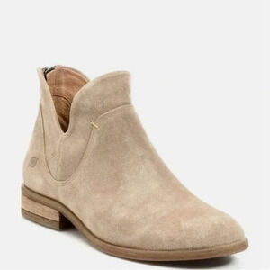 Born Suede Ankle Boots, Size‎ 6.5 / 37, Tan Natural Booties, Born Arula Shoes